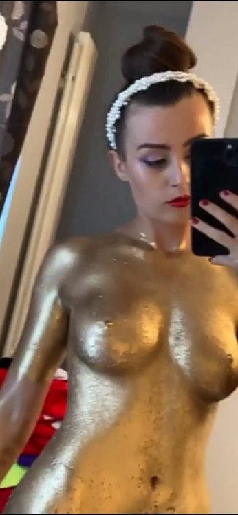 Anna Zapala Golden Nude Bodypaint OnlyFans Videos Pics DropMMS