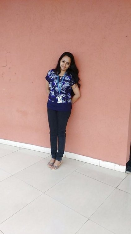 Tamil Sofatware Employee Harini Nude Pics (7).jpg