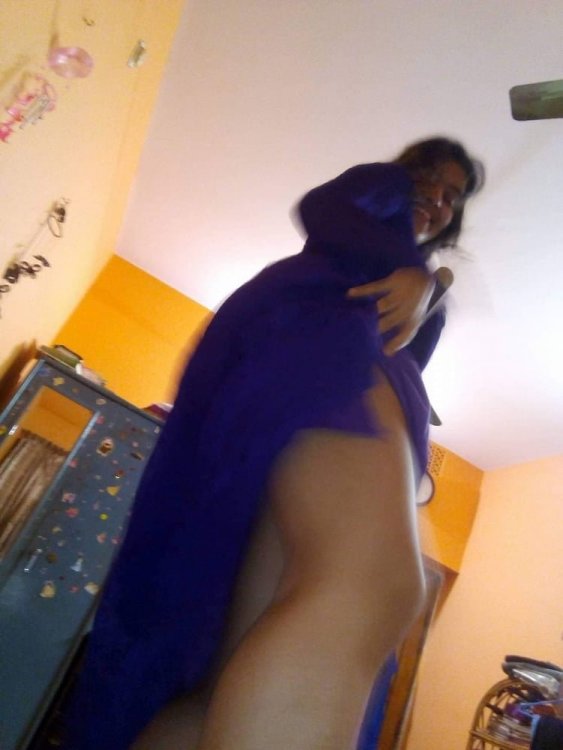 Desi Teen Girl Nude Pics Leaked by Ex Bf After Break Up (30).jpg