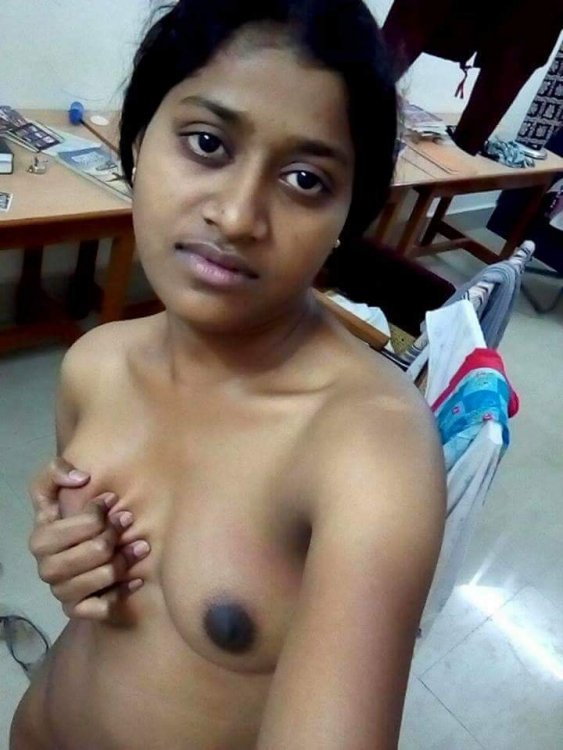 Young Telugu Girl Nude Selfie (4).jpg
