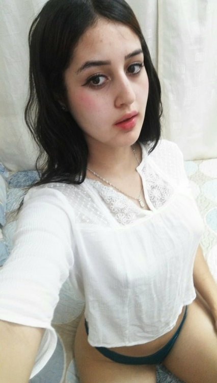 Big Ass Cute Girl with small Boobs (14).jpg
