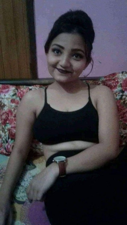Nepali Girl Big Boobs and Perfect Ass (3).jpg