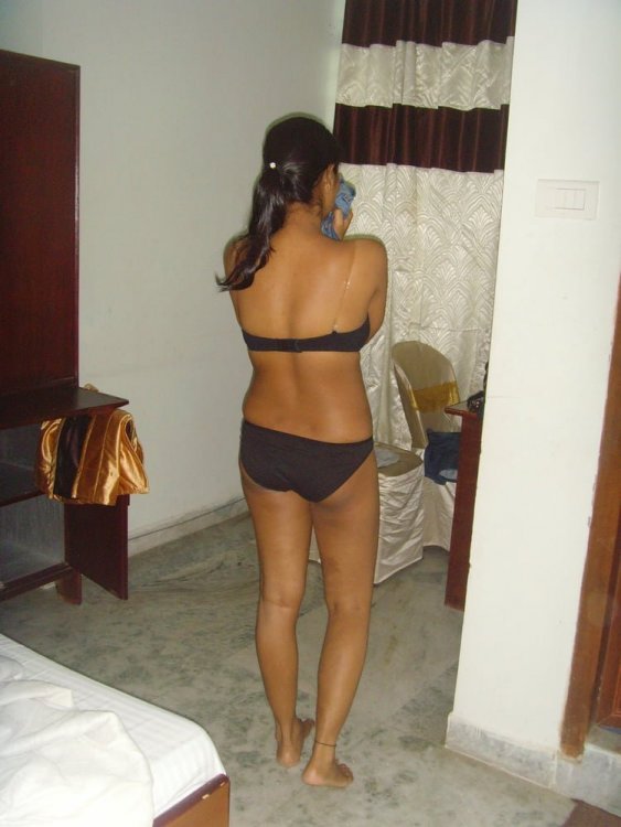 1067918896_AssamGirlnude(141).thumb.jpg.e0b023660baa0c8a8ab7a85de739435f.jpg
