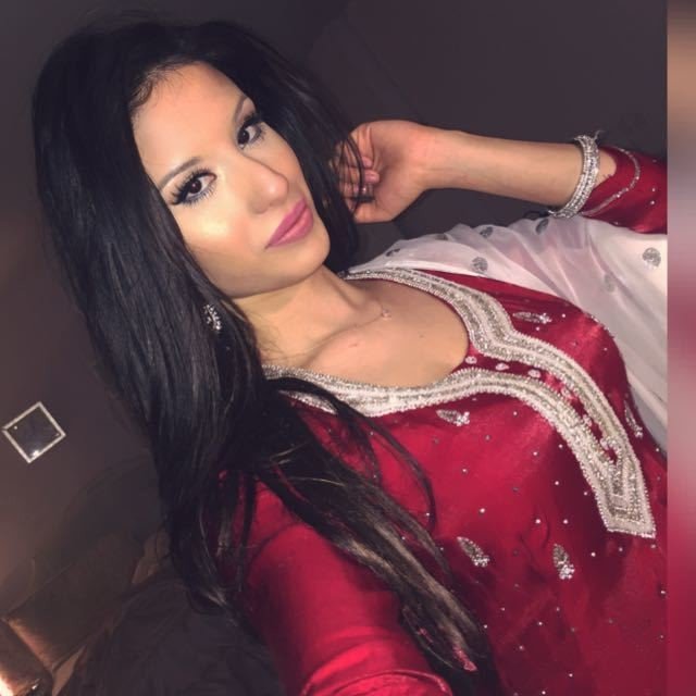 Sexy NRI Babe Leaked Pics & Videos - Desi Old Pictures HD / SD 📸 - DropMMS