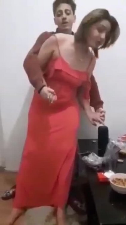 875222.jpg