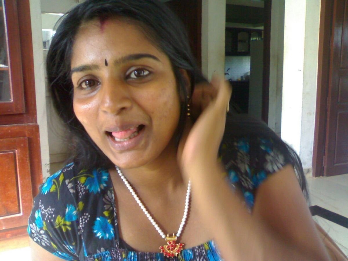 Mallu Bhabhi Famous Scandal Full Collection 🔥🔥🔥 - Desi Old Videos HD