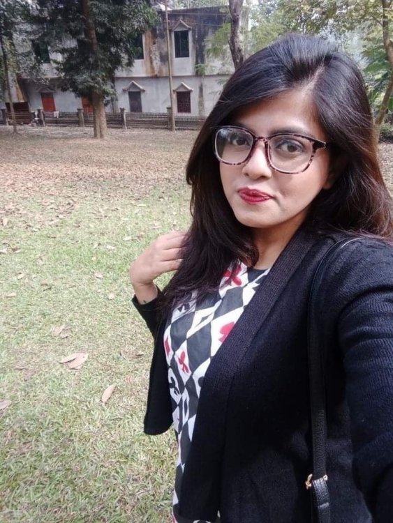 Desi Cute Babe Pic 10.jpg