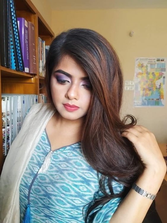 Desi Cute Babe Pic 12.jpg