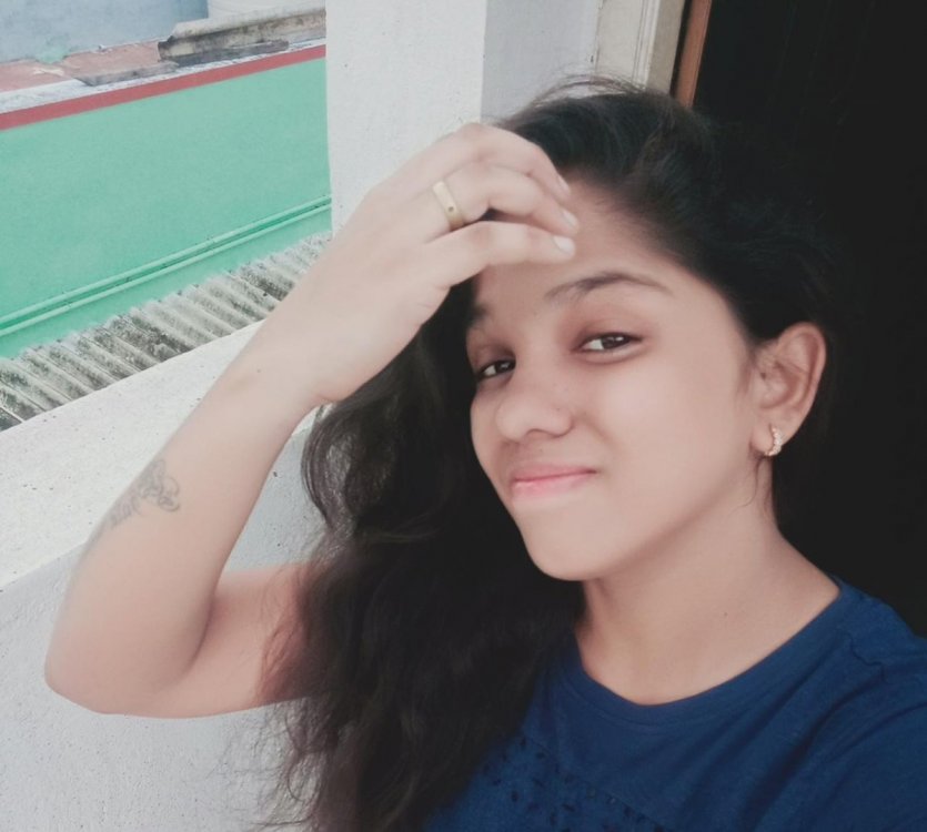Beautiful Tamil Girl 6.jpeg