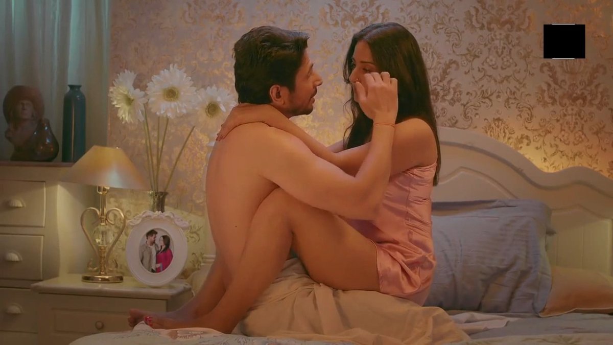 Mahi gill sex scene