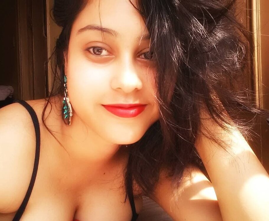Huge Boobs Bengali Cute Girl (3).jpg