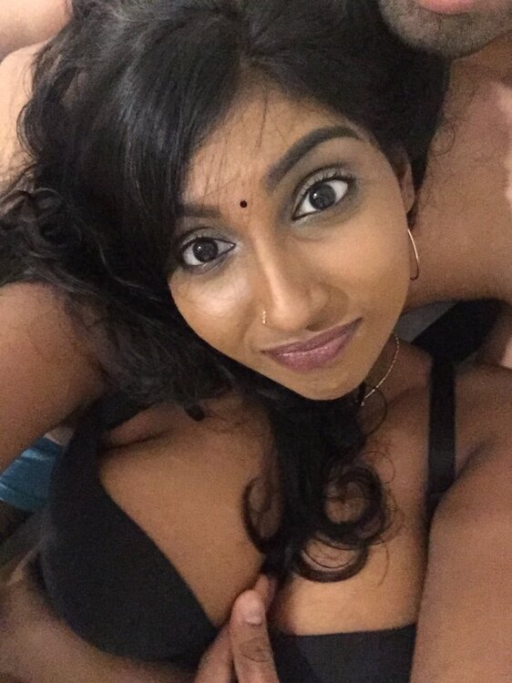 NRI Indian Girl Priya Pics - 037.jpg