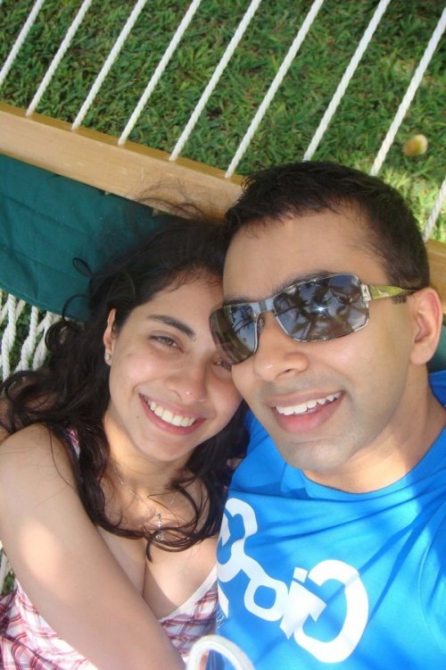 Honeymoon Couple Pic 07.jpg