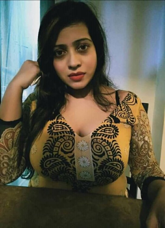 Bangla Huge Boob Heavy Ass Sanayee Mahbob Pic Collection (14).jpg