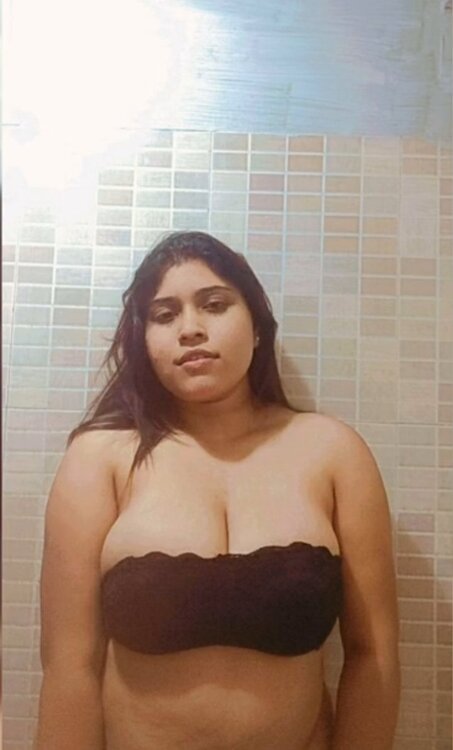 23_aunty.jpg